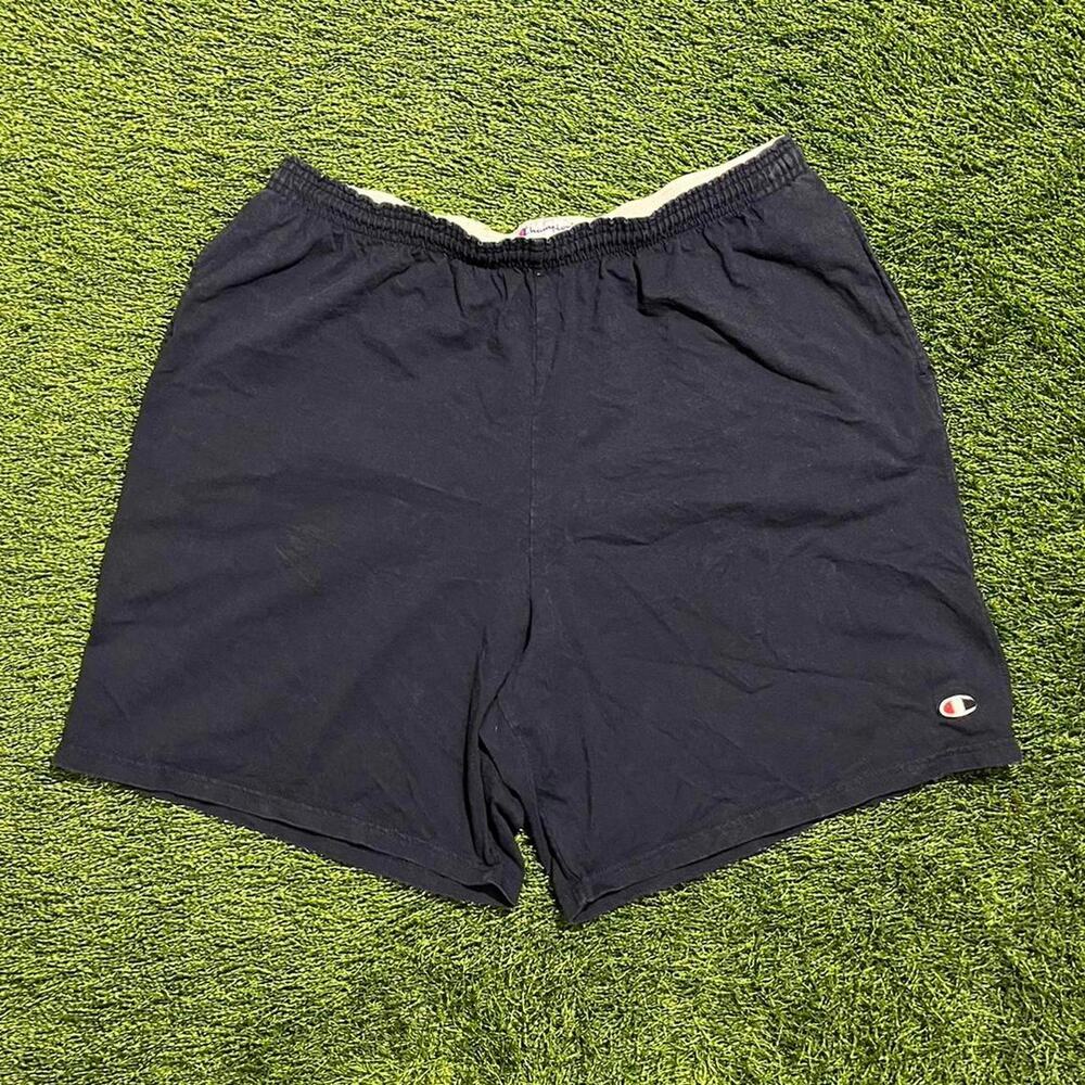 Champion shorts size xl in